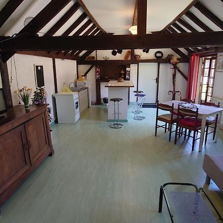 Le Marly'S Villa Wasigny Exteriör bild