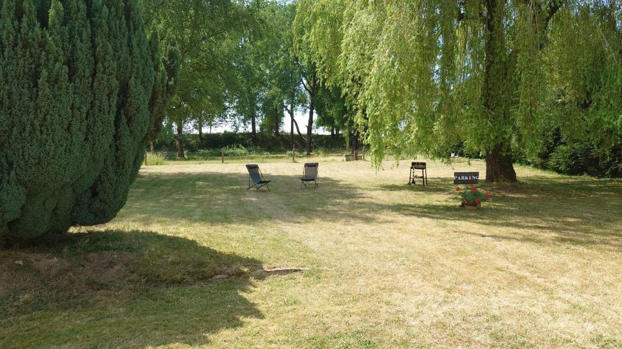 Le Marly'S Villa Wasigny Exteriör bild