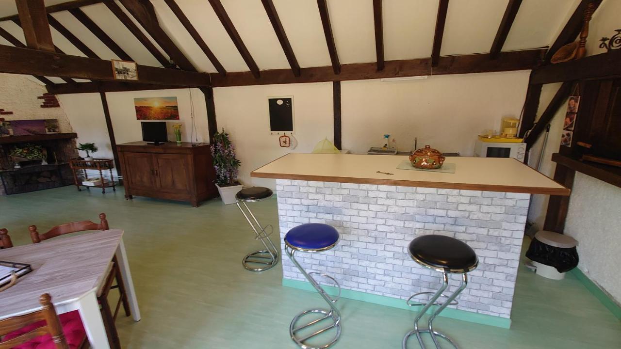 Le Marly'S Villa Wasigny Exteriör bild